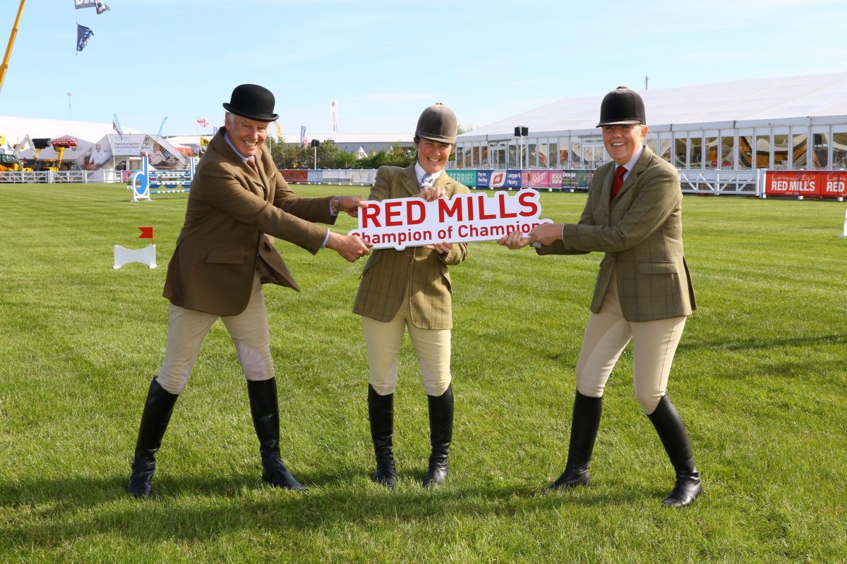 Showing Ireland Launches 2019 Connolly’s RED MILLS Supreme Champion of Champions