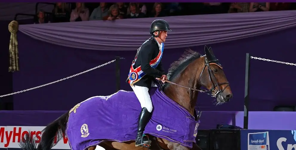 Breen wins Leading Showjumper of the Year at HOYS